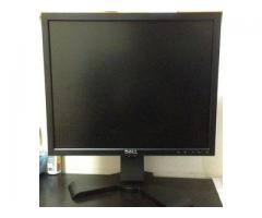 DELL 19" LCD Monitor with Stand & all Cord - Excellent Condition 